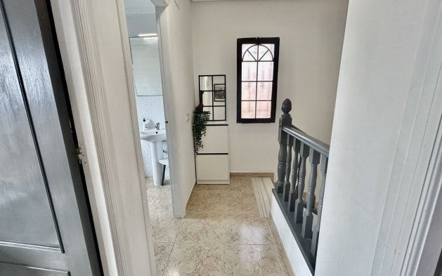 Resale - Villa - Orihuela Costa - Villamartín