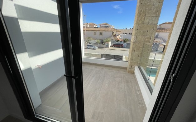Odsprzedaż - Mieszkanie w bloku - Pilar de la Horadada