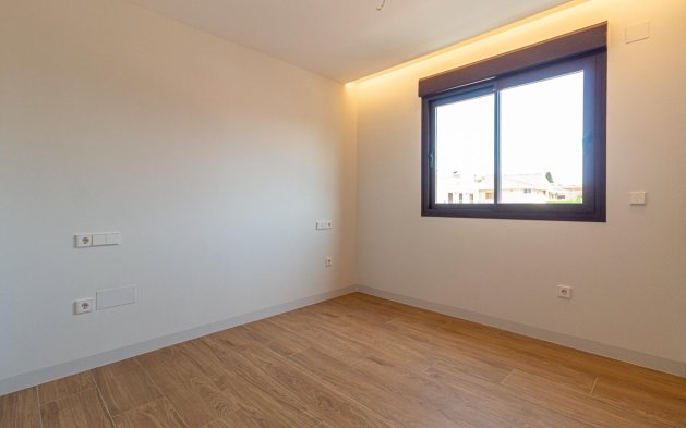 Resale - Villa - Santiago de la Ribera - Playa de santiago de la ribera