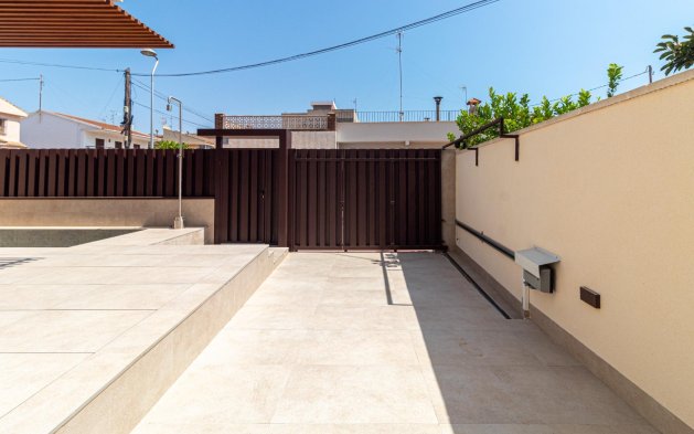 Resale - Villa - Santiago de la Ribera - Playa de santiago de la ribera