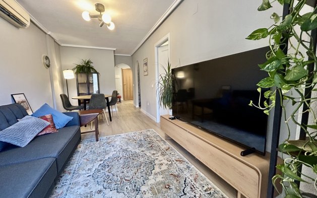 Resale - Apartment / flat - Torrevieja