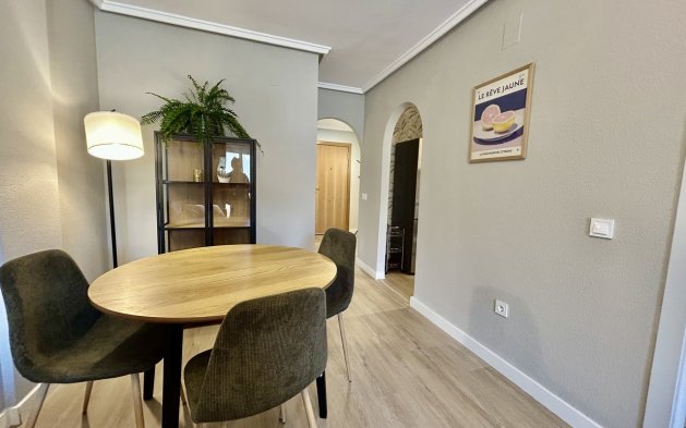 Resale - Apartment / flat - Torrevieja