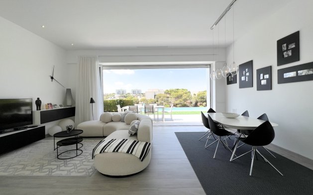 Begagnad - Villa - Orihuela Costa - Las Colinas Golf - Country Club