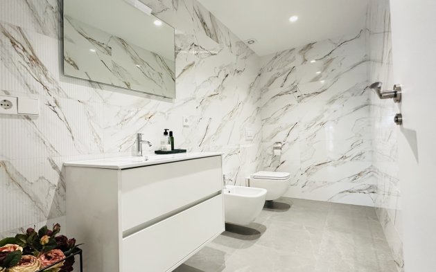 Herverkoop - Villa - Orihuela Costa - Las Colinas Golf Resort