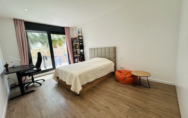 Herverkoop - Villa - Orihuela Costa - Las Colinas Golf Resort