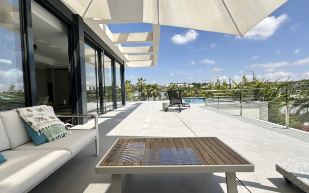 Herverkoop - Villa - Orihuela Costa - Las Colinas Golf Resort