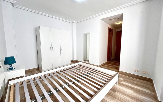 Återförsäljning - Lägenhet / lägenhet - Santa Pola