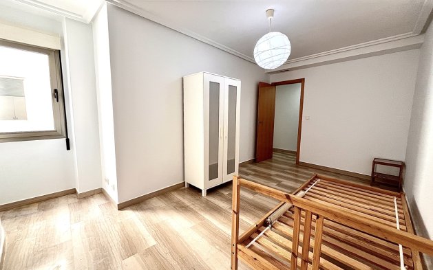 Återförsäljning - Lägenhet / lägenhet - Santa Pola