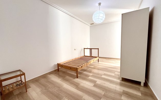 Återförsäljning - Lägenhet / lägenhet - Santa Pola