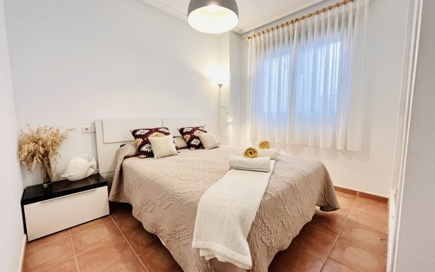 Återförsäljning - Lägenhet / lägenhet - Guardamar del Segura