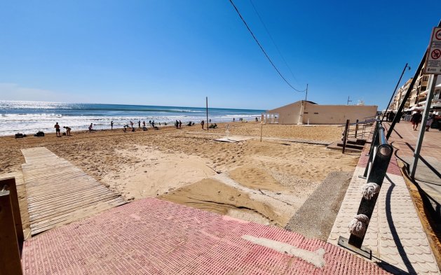 Återförsäljning - Lägenhet / lägenhet - Guardamar del Segura