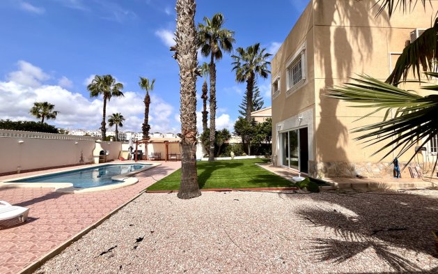 Reventa - Villa - Orihuela Costa - La Zenia