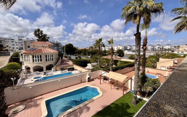Reventa - Villa - Orihuela Costa - La Zenia