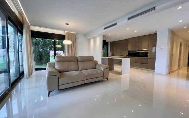 Reventa - Villa - Orihuela Costa - Dehesa de Campoamor