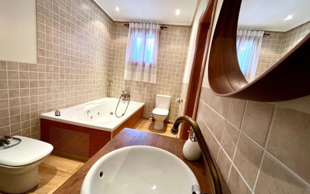 Reventa - Villa - El Esparragal