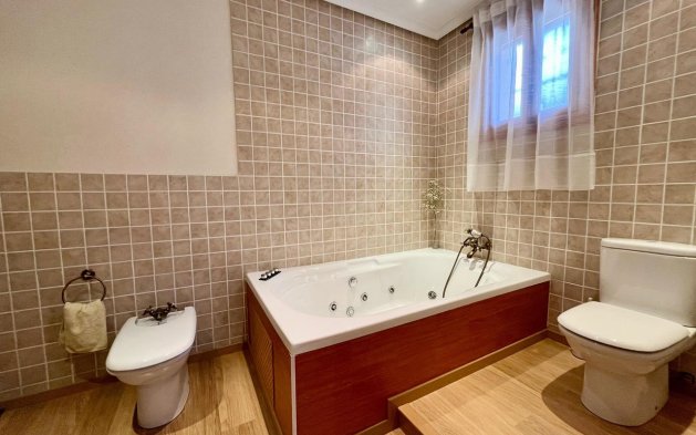 Reventa - Villa - El Esparragal