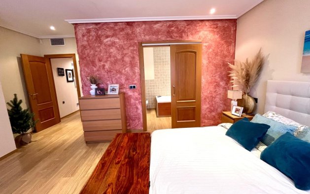 Reventa - Villa - El Esparragal