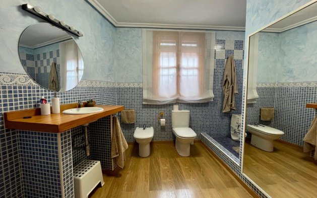 Reventa - Villa - El Esparragal