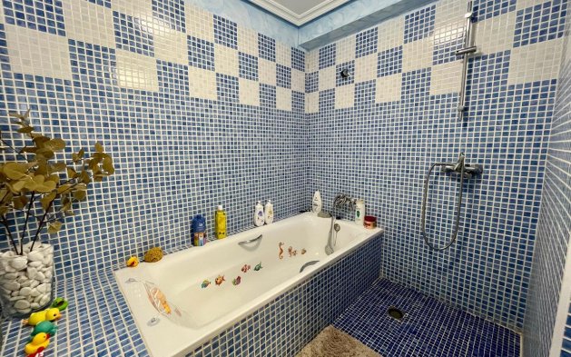 Reventa - Villa - El Esparragal