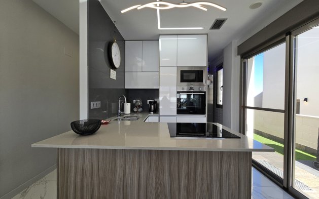 Videresalg - Villa - Orihuela Costa - Villamartín