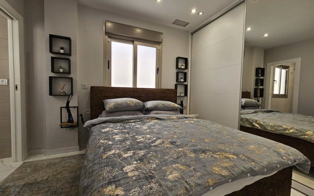 Videresalg - Villa - Orihuela Costa - Villamartín