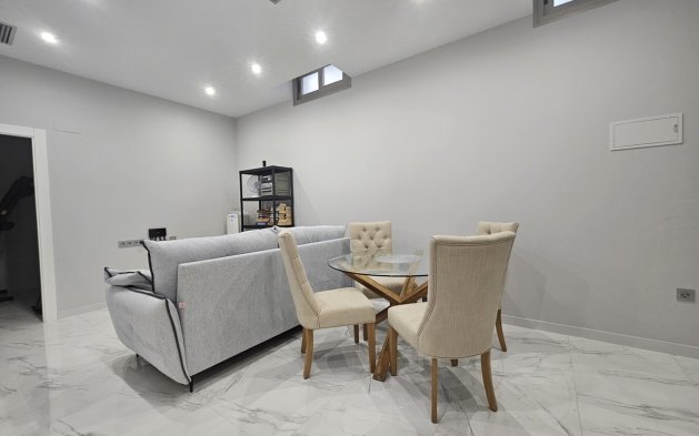 Videresalg - Villa - Orihuela Costa - Villamartín