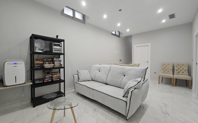 Videresalg - Villa - Orihuela Costa - Villamartín