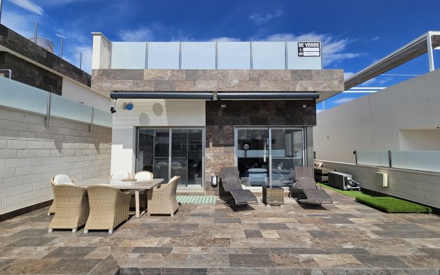 Videresalg - Villa - Orihuela Costa - Villamartín