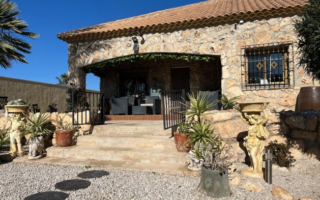 Reventa - Villa - Fortuna