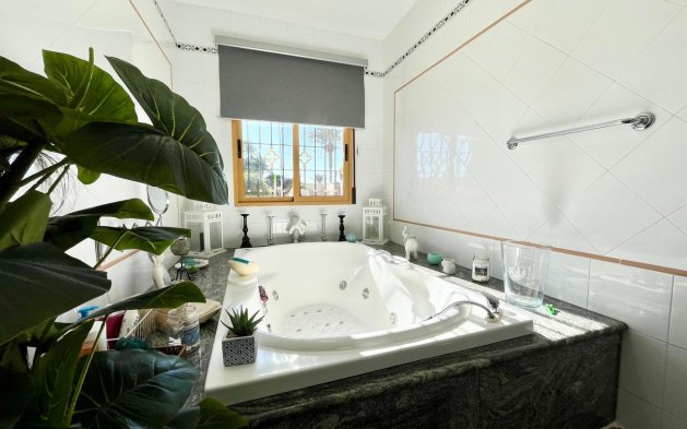 Reventa - Villa - Fortuna