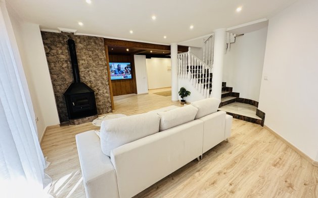 Reventa - Villa - Orihuela