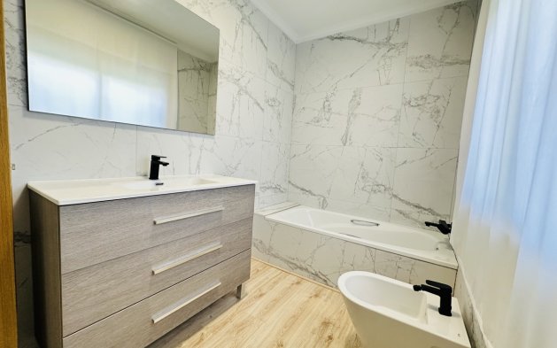 Reventa - Villa - Orihuela