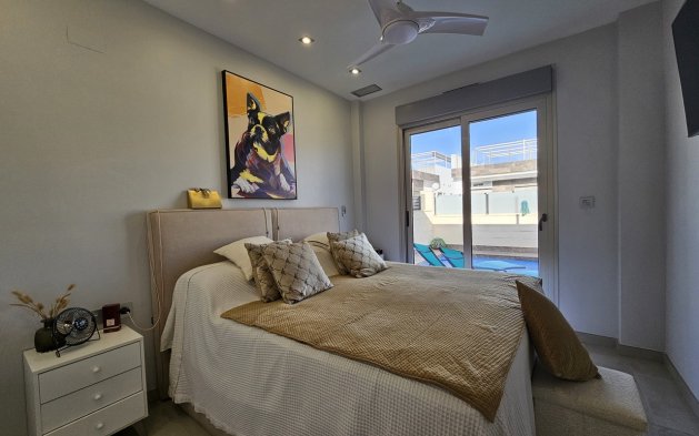 Reventa - Villa - Orihuela Costa - Villamartín