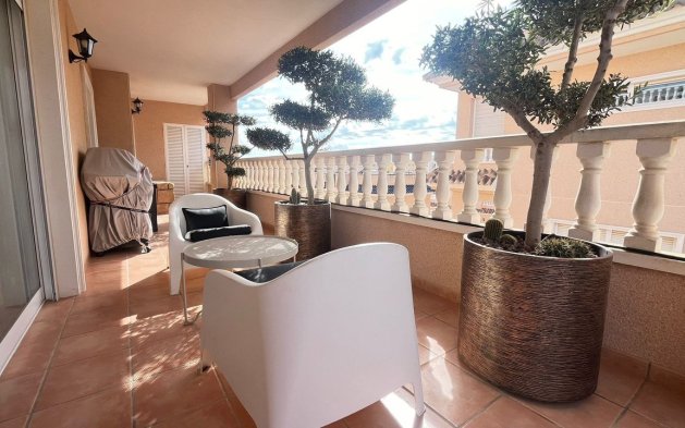 Odsprzedaż - Mieszkanie w bloku - Orihuela Costa - Los Dolses