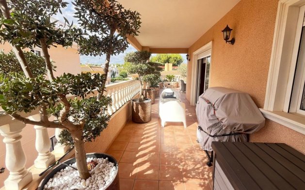 Odsprzedaż - Mieszkanie w bloku - Orihuela Costa - Los Dolses