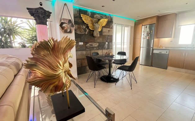 Odsprzedaż - Mieszkanie w bloku - Orihuela Costa - Los Dolses