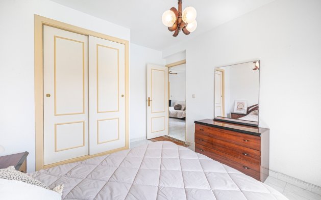 Resale - Apartment / flat - Torrevieja