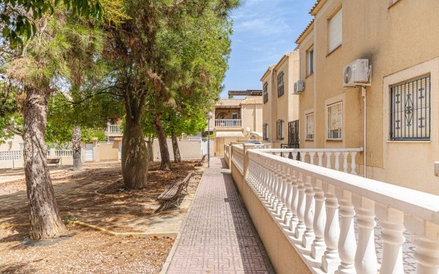 Resale - Apartment / flat - Torrevieja