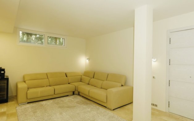 Odsprzedaż - Villa - Orihuela Costa - La Zenia