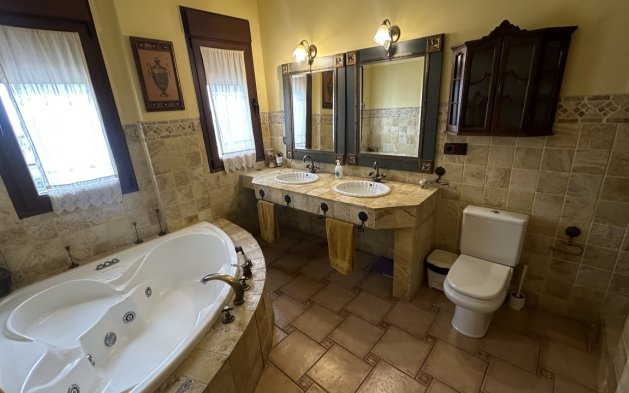 Odsprzedaż - Villa - San Miguel de Salinas