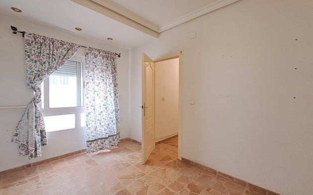 Resale - Apartment / flat - Torrevieja