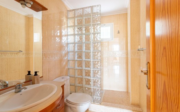 Perpardavimas - Bungalow - Orihuela Costa - Punta Prima