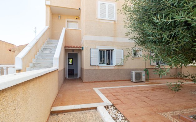 Perpardavimas - Bungalow - Orihuela Costa - Punta Prima