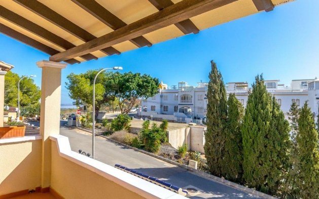 Perpardavimas - Vila - Orihuela Costa - Villamartín