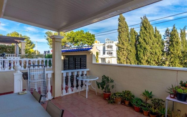 Perpardavimas - Vila - Orihuela Costa - Villamartín