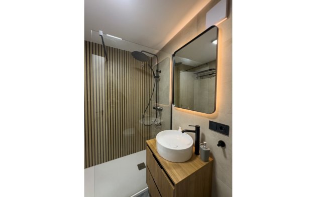 Reventa - Apartamento / piso - Torrevieja