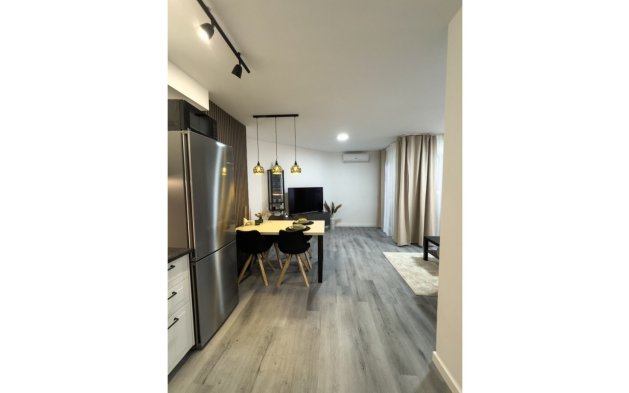 Reventa - Apartamento / piso - Torrevieja