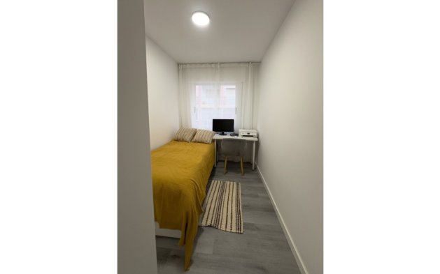Reventa - Apartamento / piso - Torrevieja