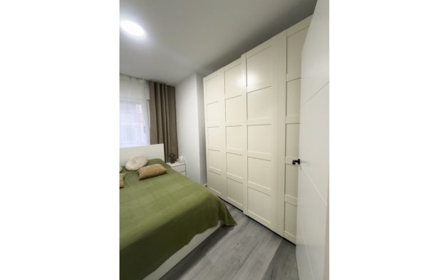 Reventa - Apartamento / piso - Torrevieja