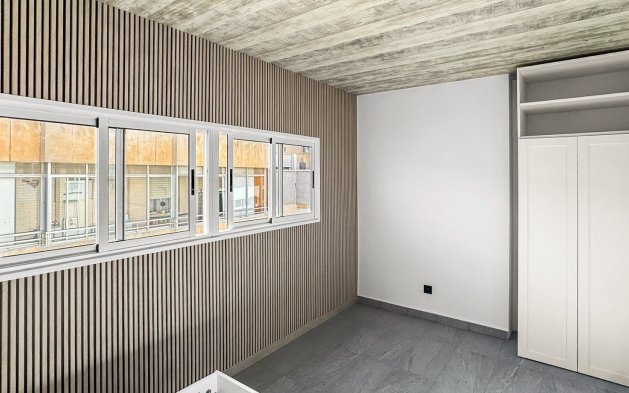 Resale - Apartment / flat - Torrevieja